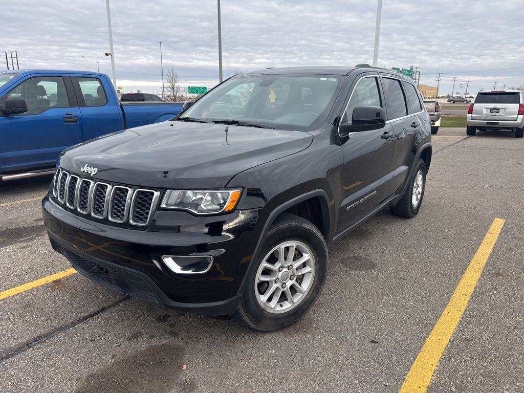 Used 2019 Jeep Grand Cherokee Laredo SUV