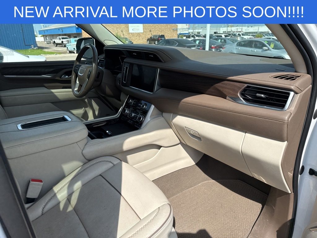 2021 Gmc Yukon XL Denali photo 2