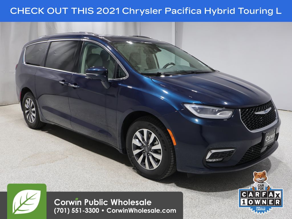2021 Chrysler Pacifica Hybrid Touring L Hybrid's photo