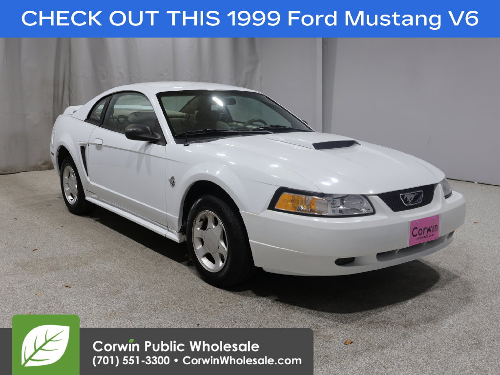 1999 Ford Mustang Base