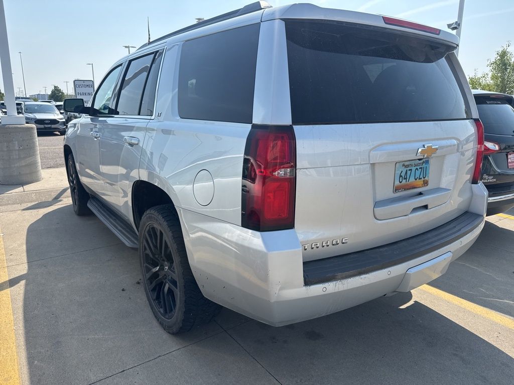 2020 Chevrolet Tahoe LT photo 3