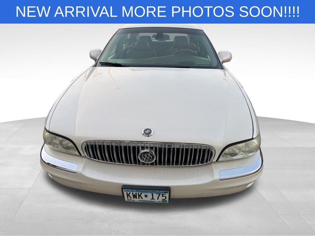Used 2002 Buick Park Avenue Ultra Sedan