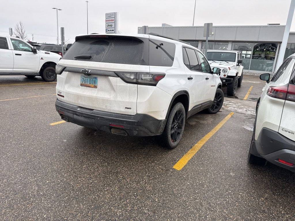 2018 Chevrolet Traverse Premier photo 3