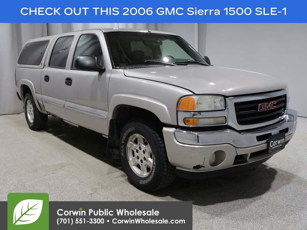 2006 GMC Sierra 4WD Crew Cab 5 1/2-ft SLE2's photo