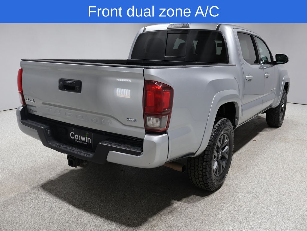 2022 Toyota Tacoma SR5 V6 photo 2