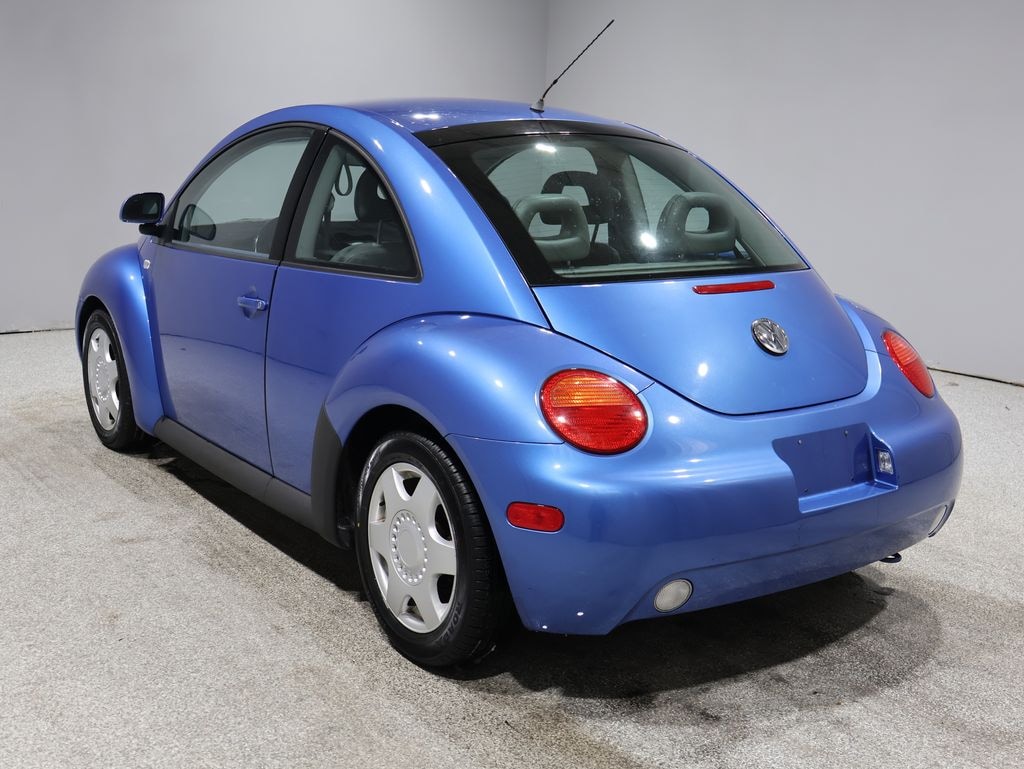 Used 1999 Volkswagen New Beetle GLX (M5) Coupe