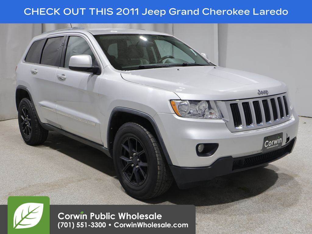 2011 Jeep Grand Cherokee Laredo 4WD's photo