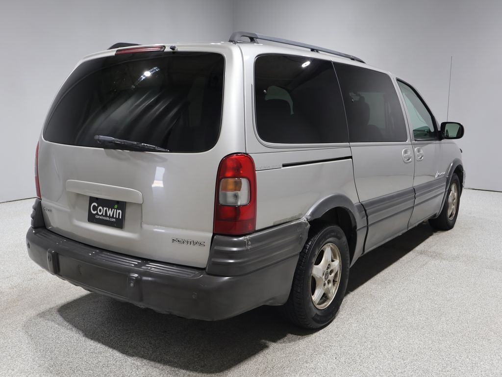 2005 Pontiac Montana LT photo 2