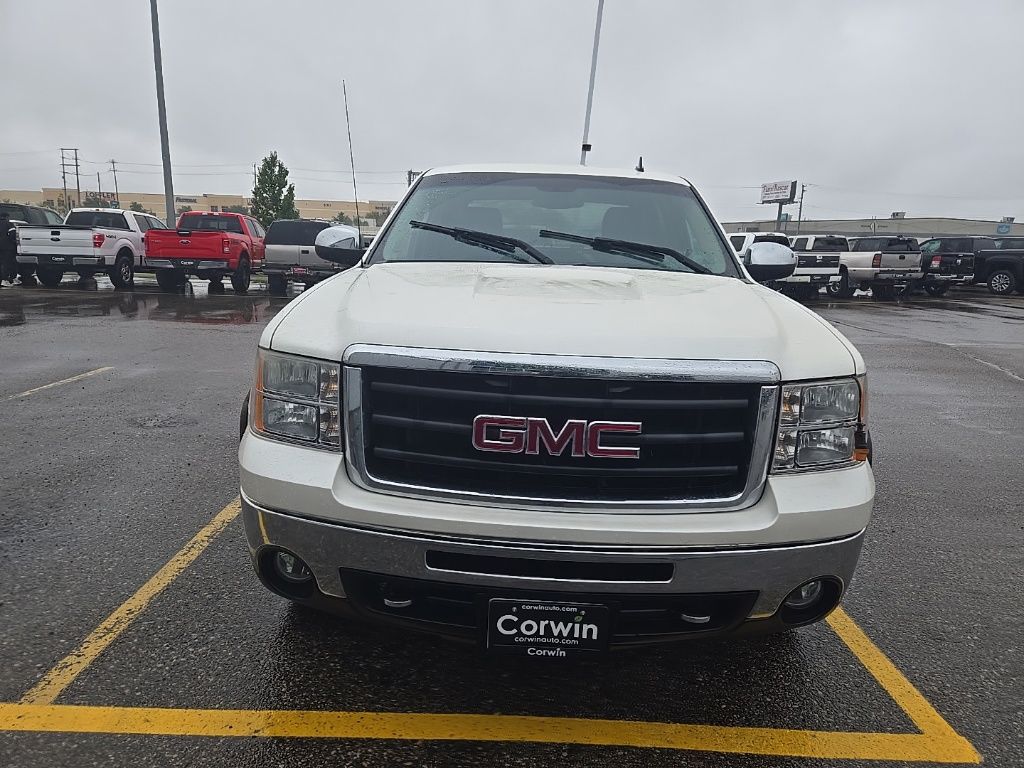2011 Gmc Sierra 1500 SLT photo 2