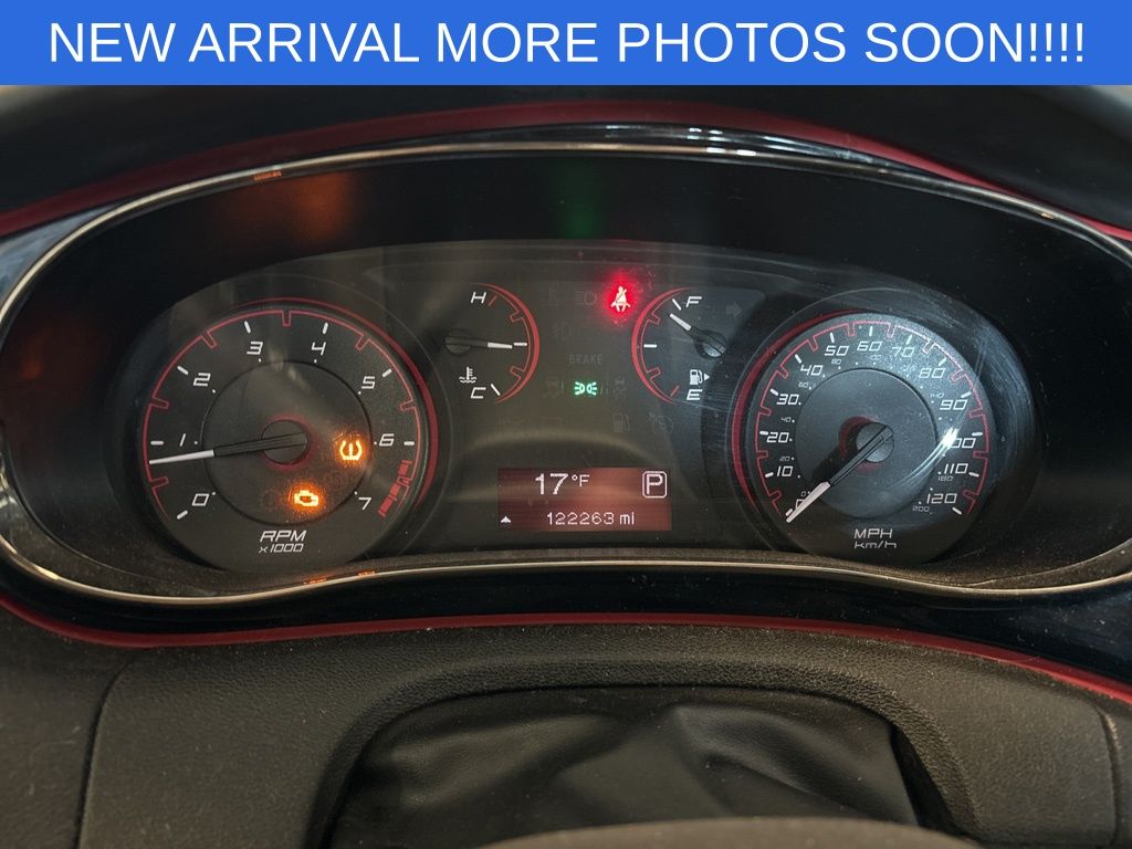 2015 Dodge Dart SXT photo 2