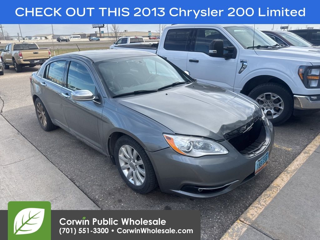 2013 Chrysler 200 Limited
