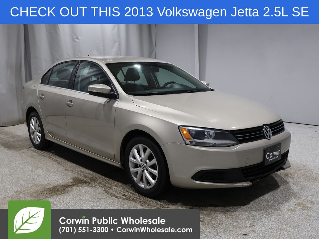 2013 Volkswagen Jetta SE's photo