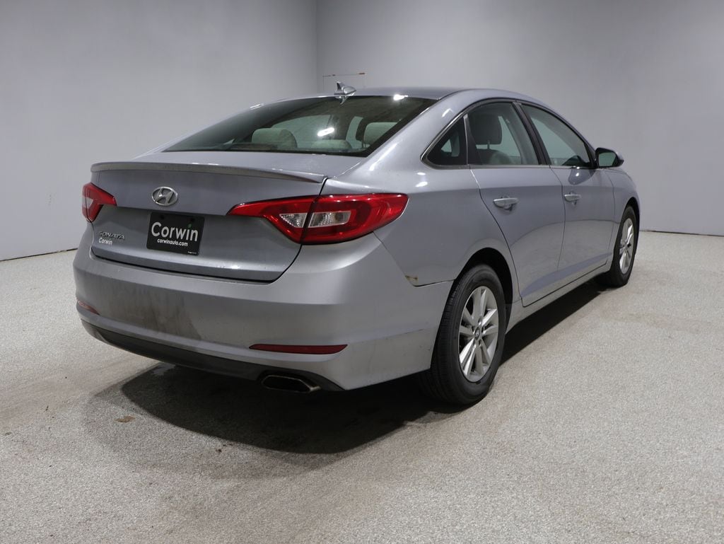 Used 2015 Hyundai Sonata SE with VIN 5NPE24AF1FH153928 for sale in Fargo, ND