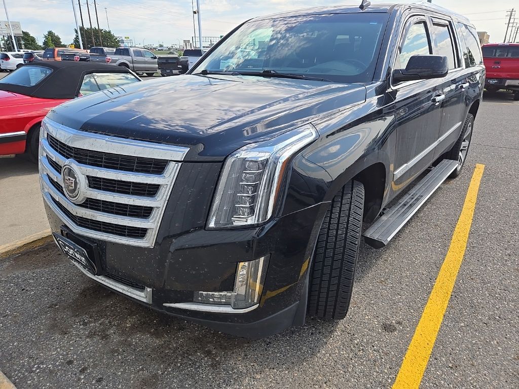 2015 Cadillac Escalade ESV Premium photo 3