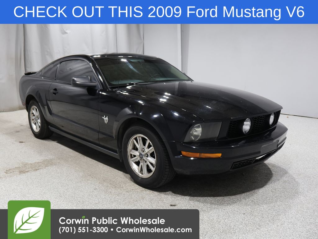 2009 Ford Mustang's photo