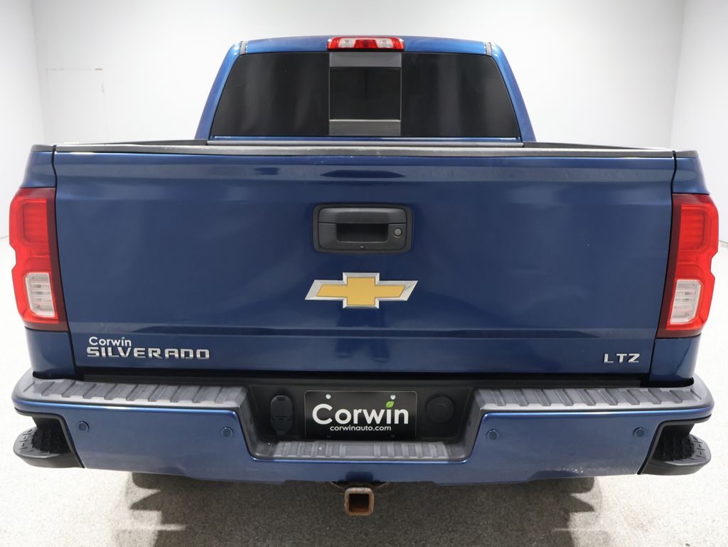 2017 Chevrolet Silverado 1500 LTZ photo 2