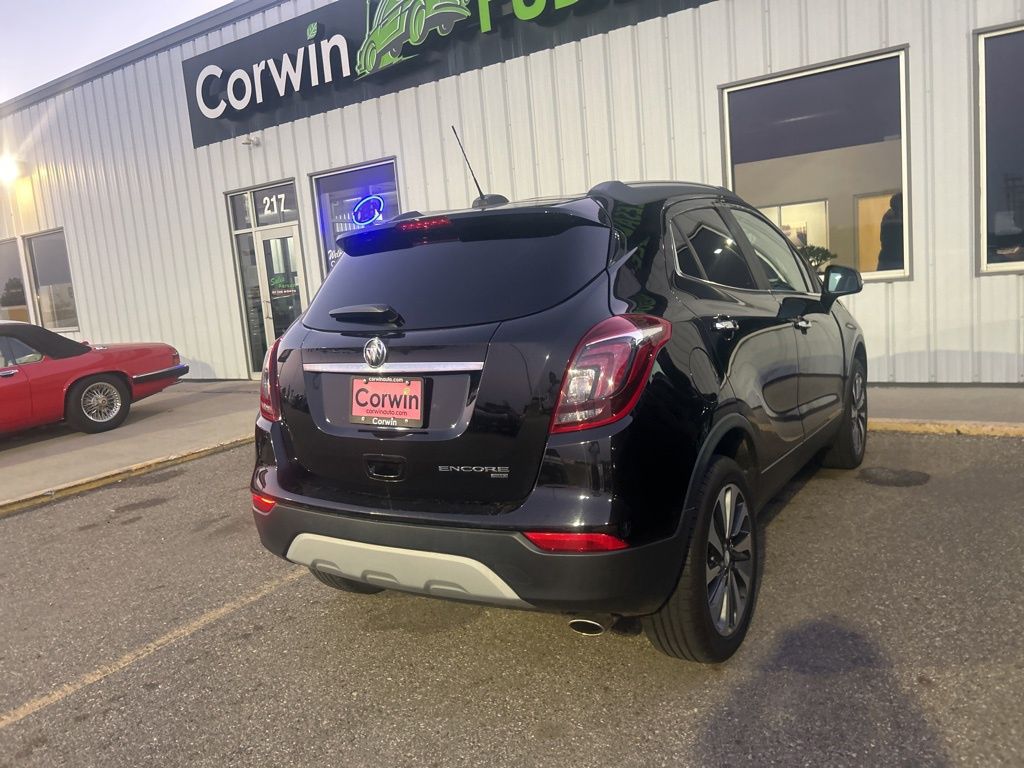 2020 Buick Encore Essence photo 2