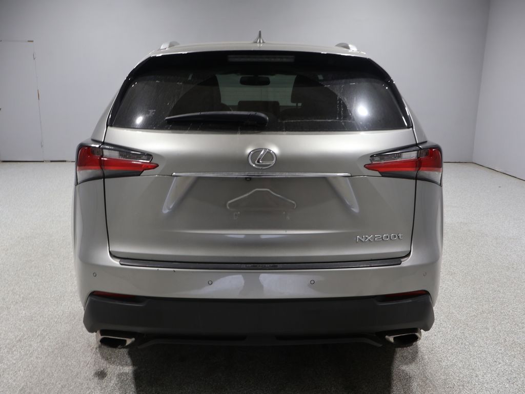 2016 Lexus NX 200t Luxury photo 3