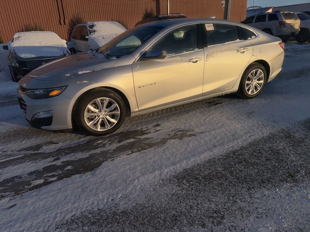 2022 Chevrolet Malibu 1LT photo 4