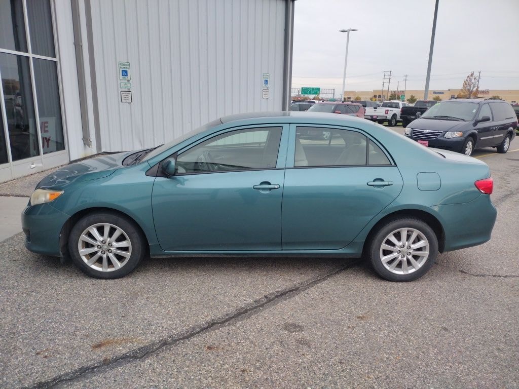 Used 2010 Toyota Corolla LE Sedan