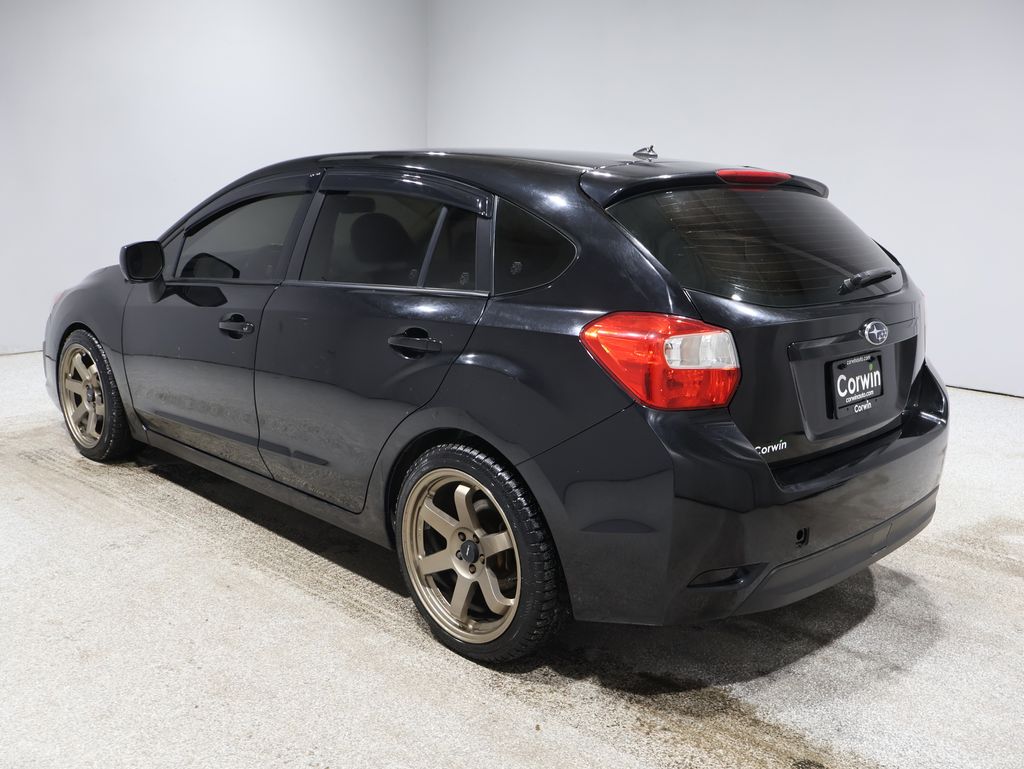 2014 Subaru Impreza 2.0i Premium photo 4