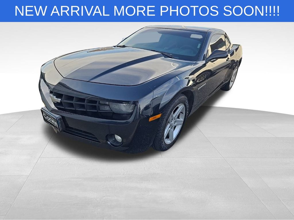 2011 Chevrolet Camaro 1LT photo 3
