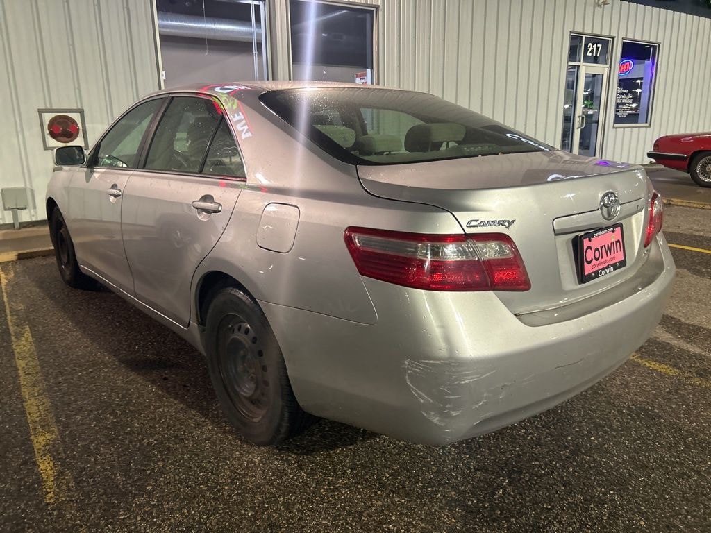 Used 2009 Toyota Camry LE Sedan