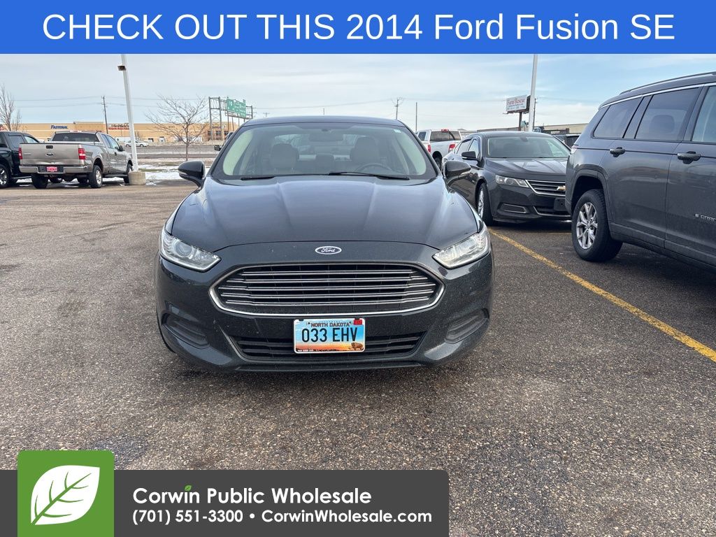 2014 Ford Fusion SE's photo