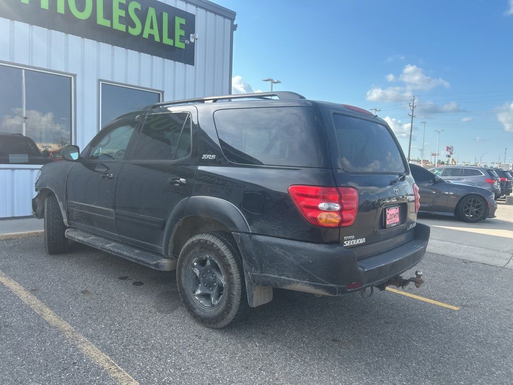 2002 Toyota Sequoia SR5 photo 4