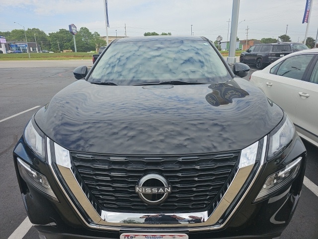 Used 2023 Nissan Rogue SV with VIN JN8BT3BB7PW465886 for sale in Fargo, ND