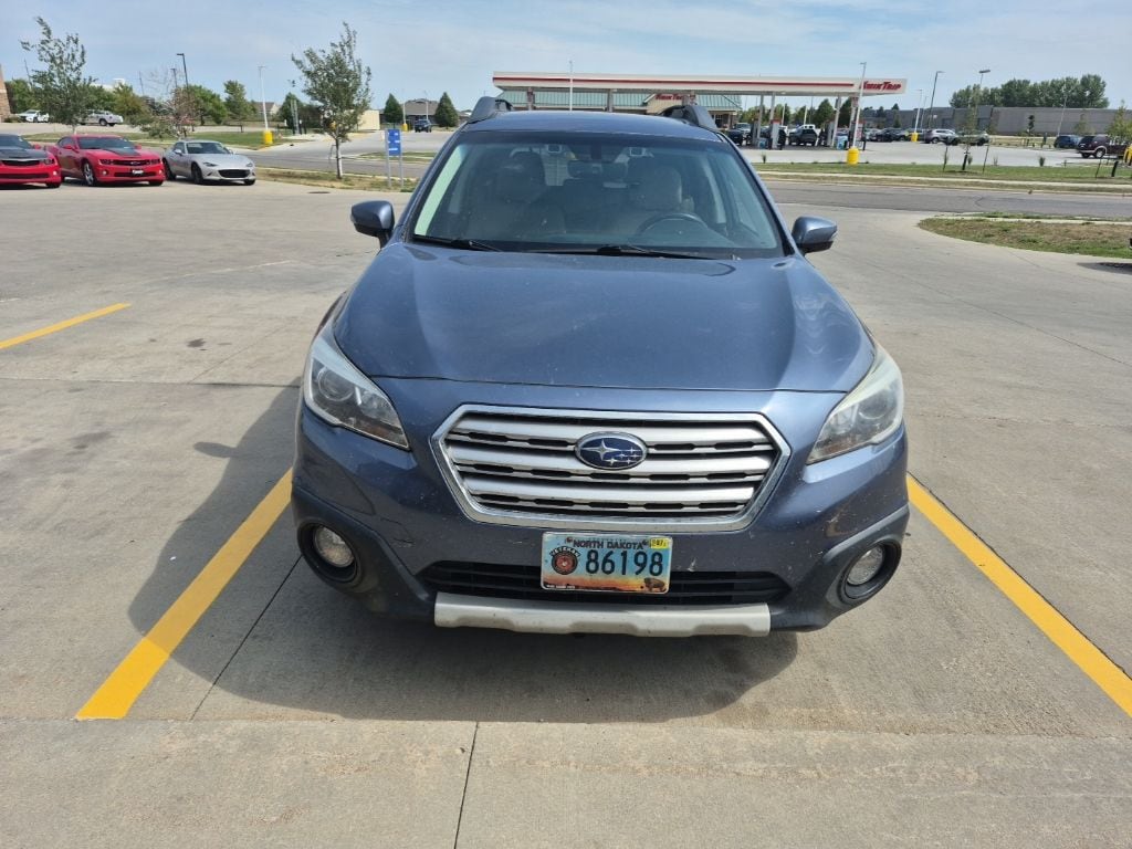 Used 2017 Subaru Outback Limited with VIN 4S4BSANC0H3405695 for sale in Moorhead, MN