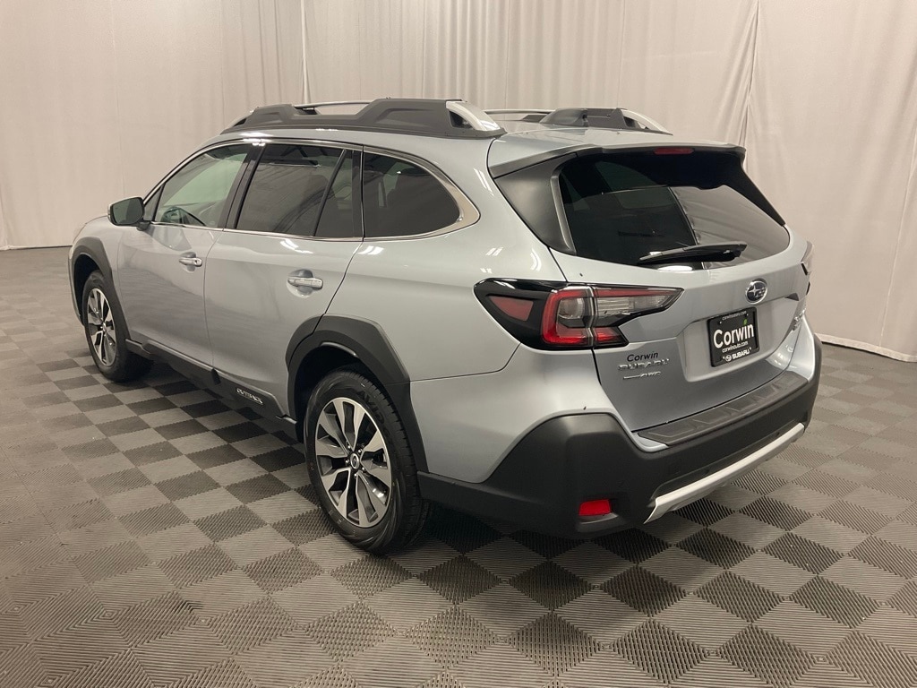 New 2025 Subaru Outback Touring SUV