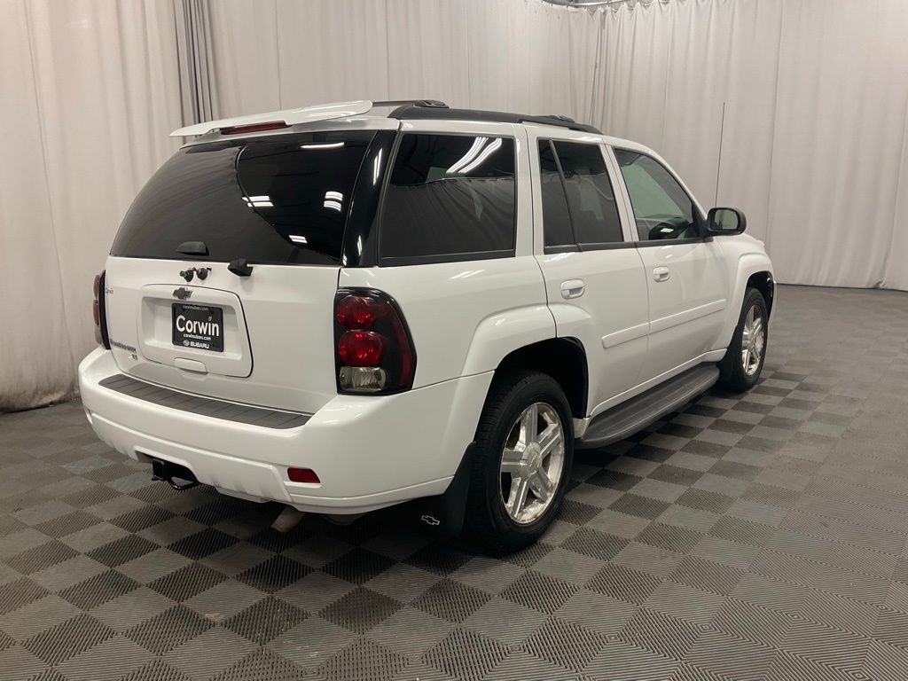 Used 2008 Chevrolet TrailBlazer  with VIN 1GNDT13S082120142 for sale in Moorhead, Minnesota