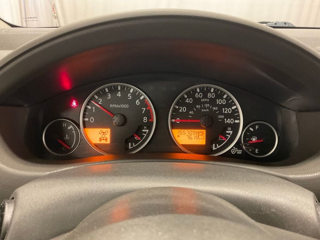 Used 2011 Nissan Pathfinder SV with VIN 5N1AR1NB3BC609087 for sale in Moorhead, Minnesota