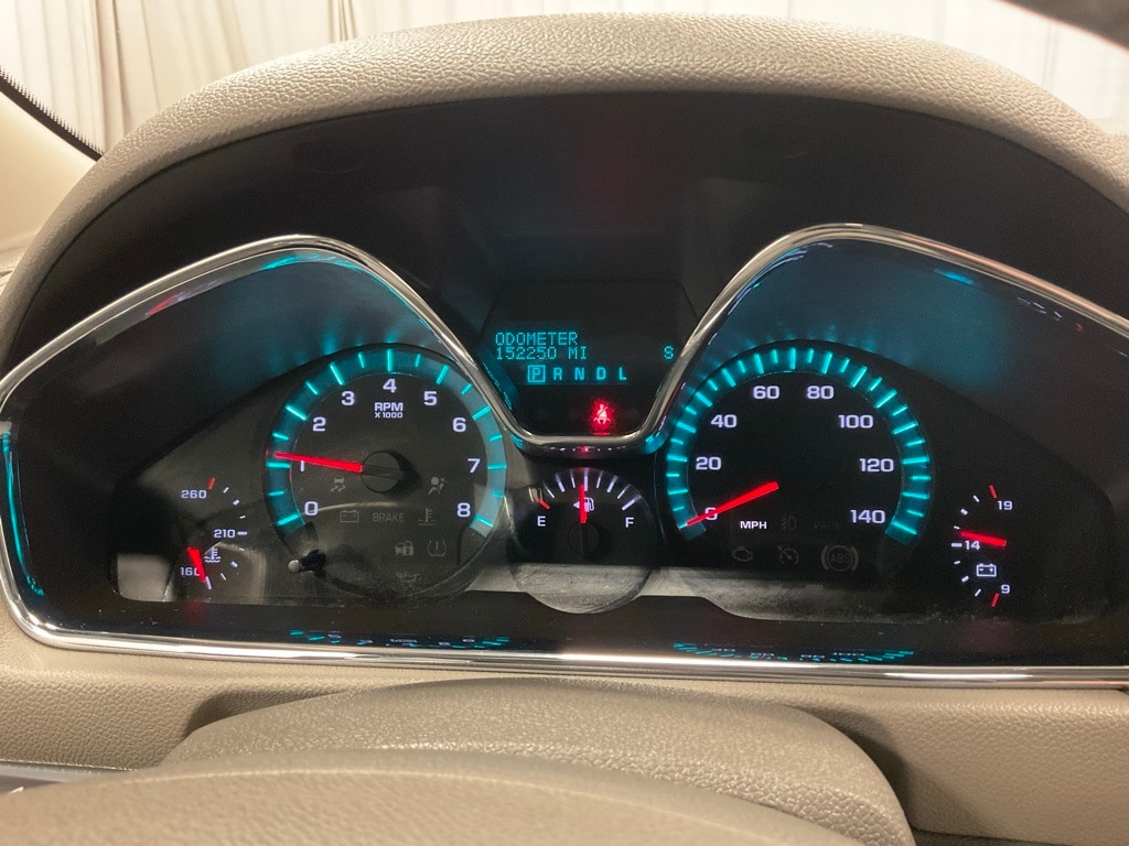 Used 2014 Chevrolet Traverse LTZ with VIN 1GNKVJKD8EJ351862 for sale in Moorhead, Minnesota
