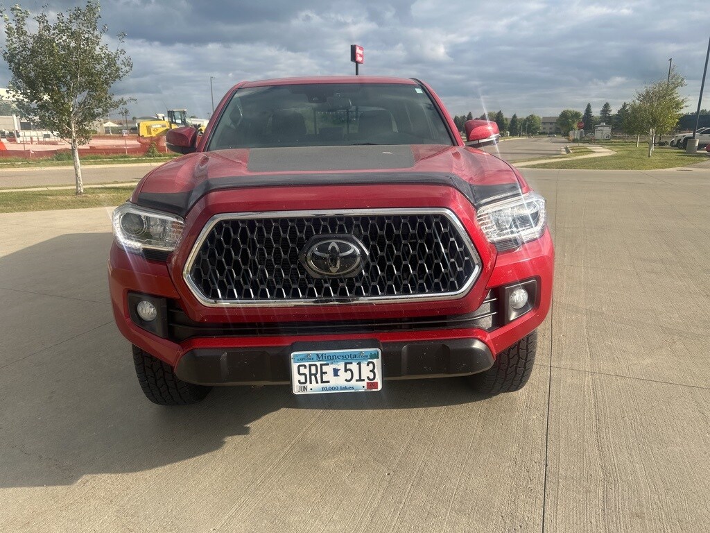 2018 Toyota Tacoma TRD V6 photo 4