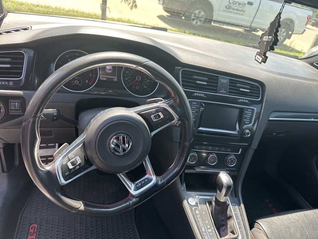 Used 2015 Volkswagen Golf GTI SE with VIN 3VW4T7AU7FM059875 for sale in Moorhead, Minnesota