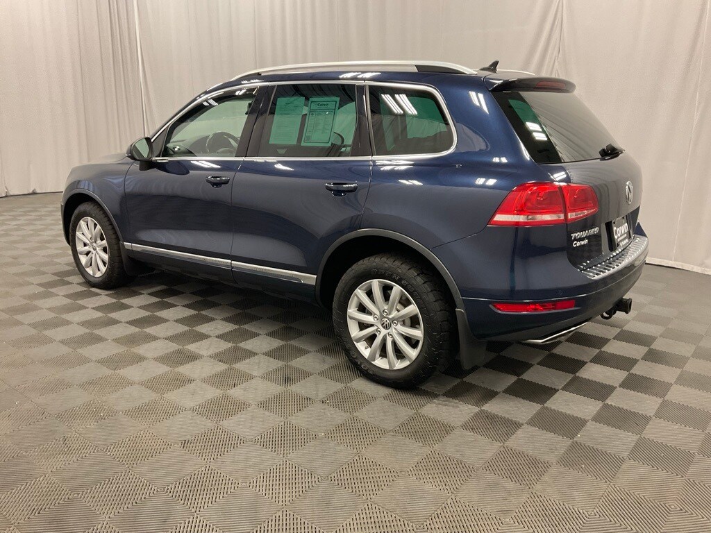 2012 Volkswagen Touareg V6 FSI TDI Hybrid photo 4