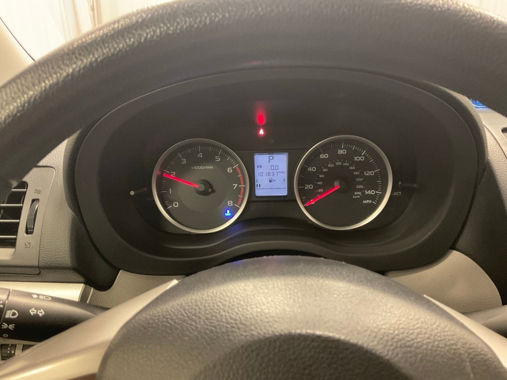 Used 2015 Subaru Forester i Premium with VIN JF2SJADC6FH827092 for sale in Moorhead, Minnesota