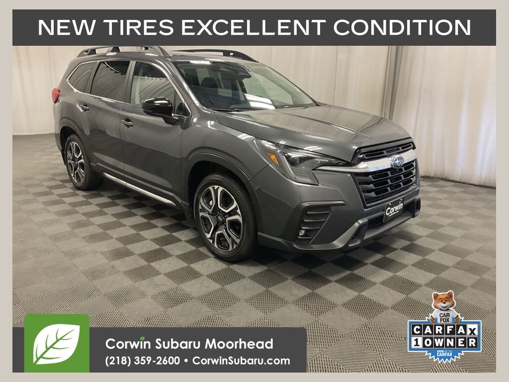 2024 Subaru Ascent Limited 7 Passenger's photo