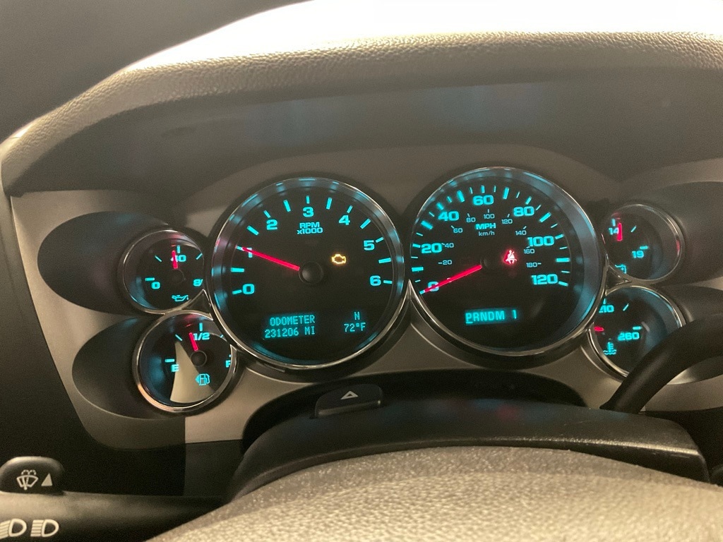 Used 2010 GMC Sierra 2500HD SLE with VIN 1GT4K0BG4AF100297 for sale in Moorhead, Minnesota