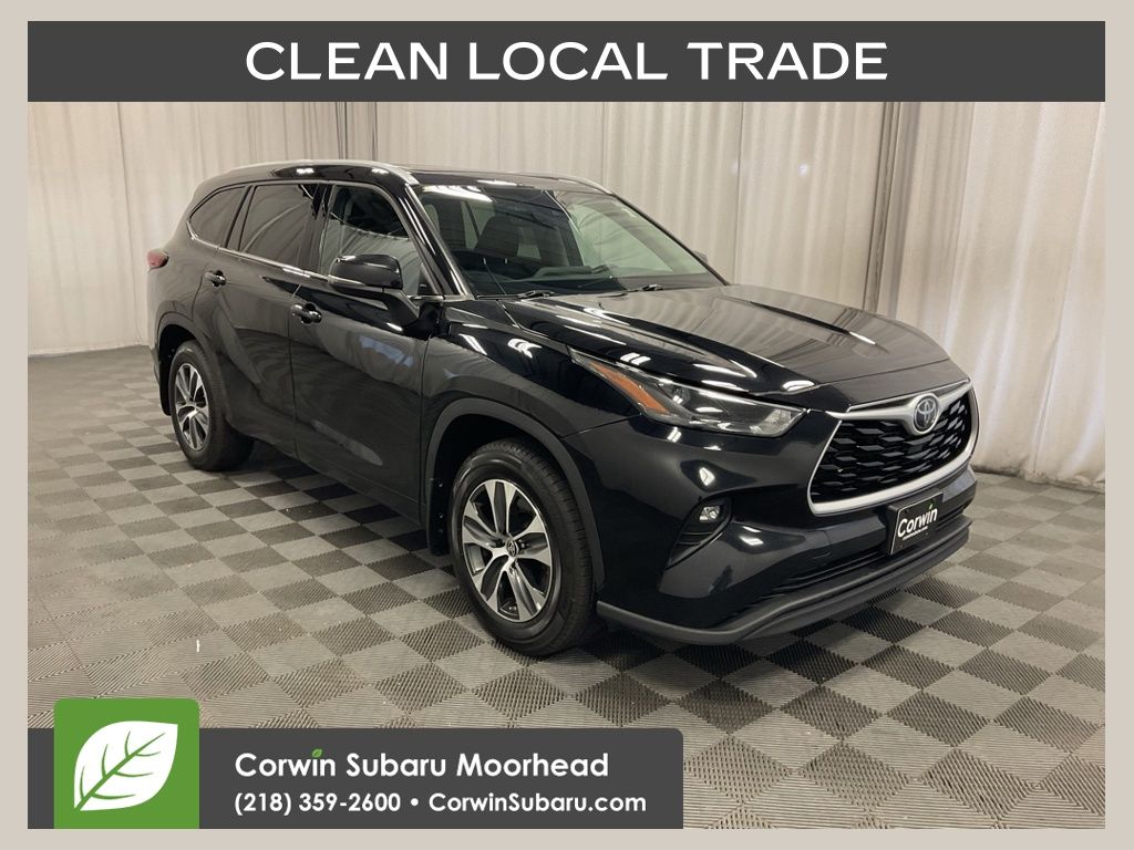 2022 Toyota Highlander XLE 4x4 V6's photo