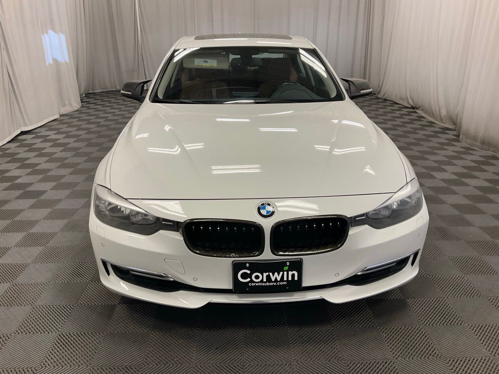 Used 2013 BMW 3 Series 328i with VIN WBA3B3G50DNR80037 for sale in Moorhead, Minnesota