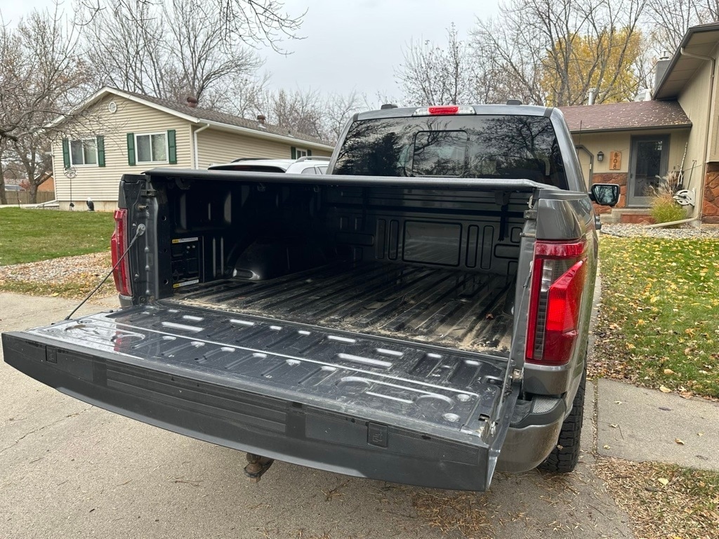 Used 2024 Ford F-150 XLT Truck SuperCrew Cab