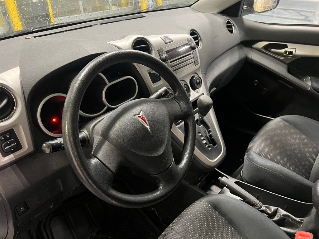 Used 2009 Pontiac Vibe Base w/1.8L Hatchback