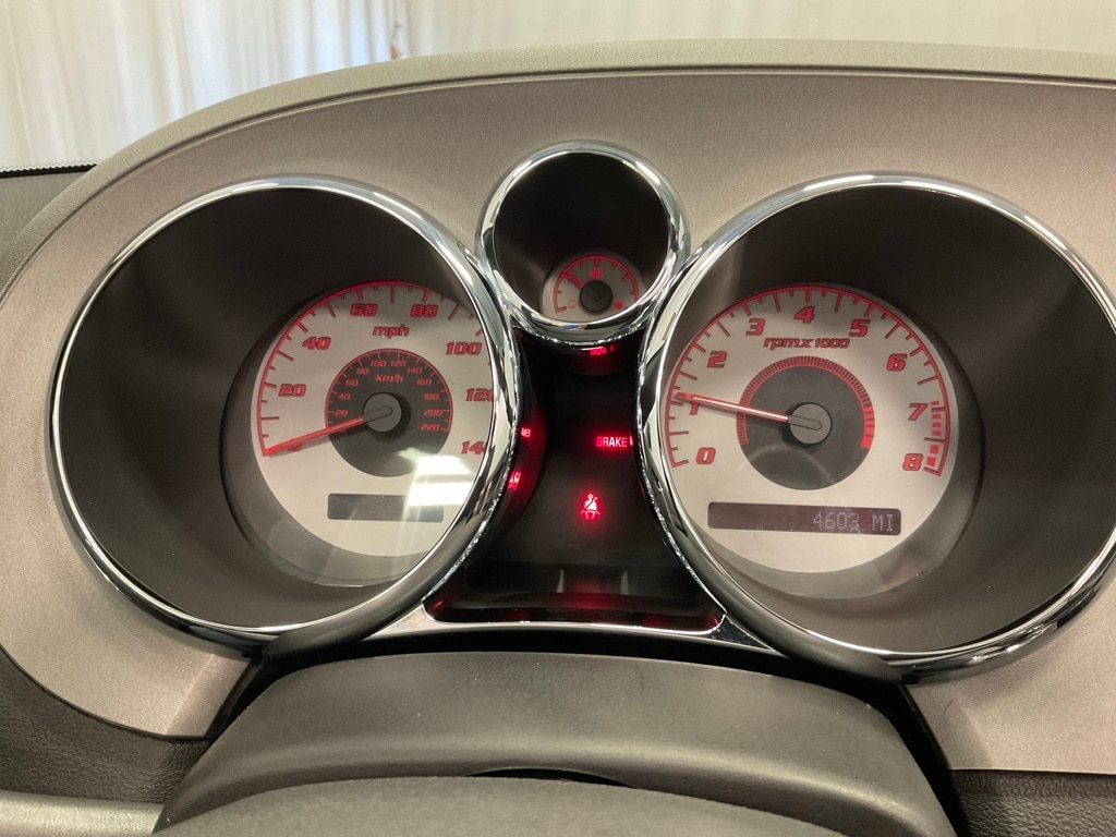 Used 2006 Pontiac Solstice Base with VIN 1G2MB33BX6Y103502 for sale in Moorhead, Minnesota