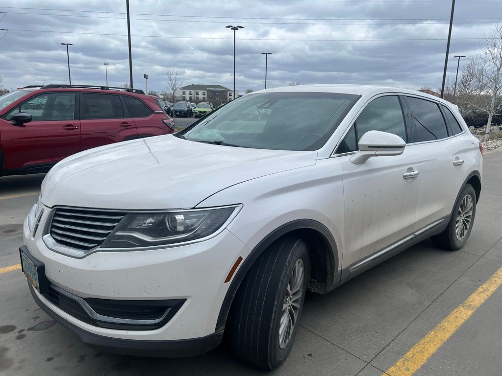 Used 2017 Lincoln MKX Select with VIN 2LMPJ8KP4HBL16452 for sale in Moorhead, Minnesota