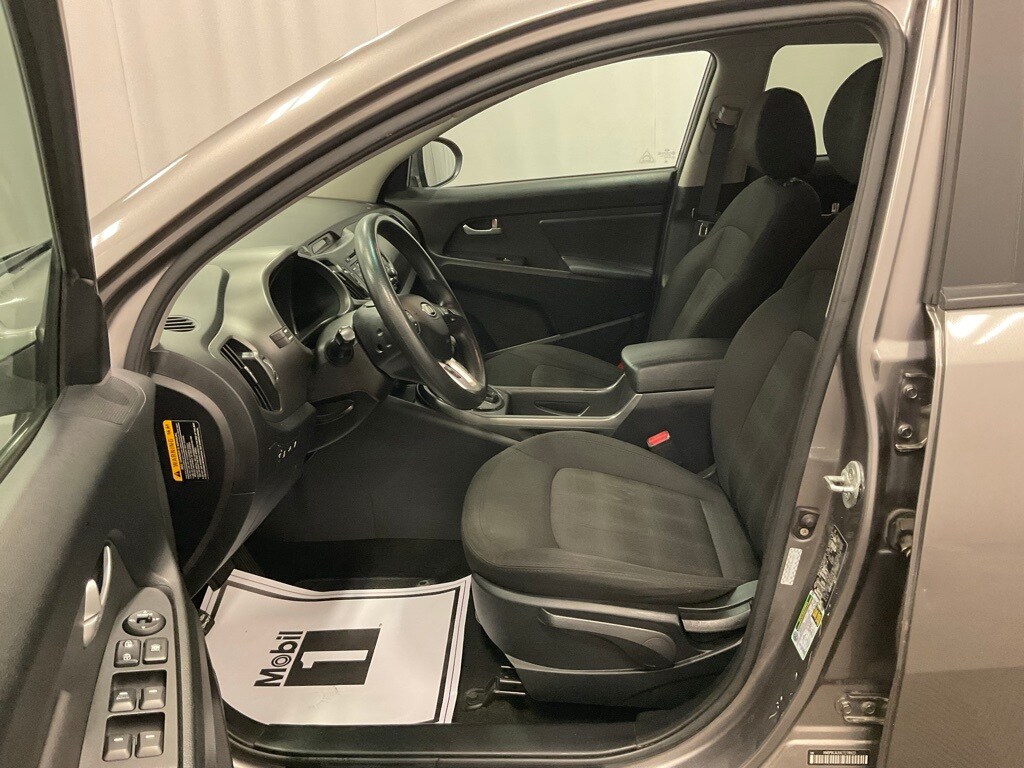 2012 Kia Sportage LX photo 2