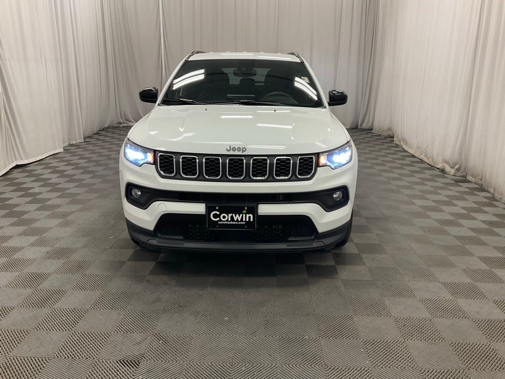 Used 2024 Jeep Compass Latitude with VIN 3C4NJDBN5RT109217 for sale in Moorhead, Minnesota