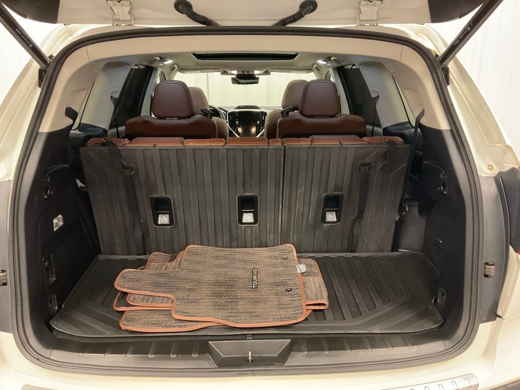 2024 Subaru Ascent Touring photo 4
